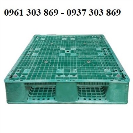 Pallet nhựa